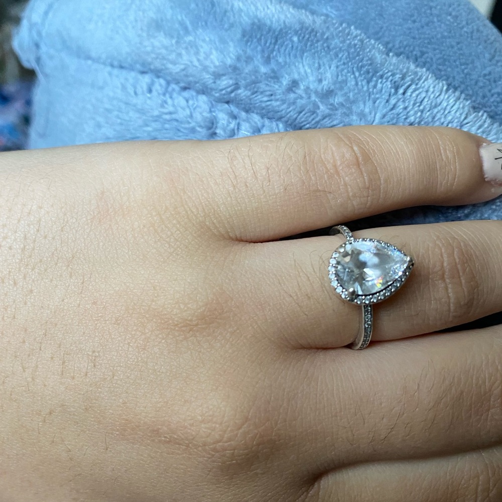 Teardrop Pandora ring